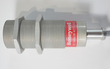 Honeywell 923AA4W-A5T-050 Inductive Proximity Switch