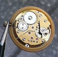 Peseux 7001 , ETA 7001 7001-17 parts movement working condition.