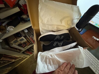 NIB - New Balance Men's MCOASBK Vazee Coast Athletic Shoes Size 13  - See Pics!