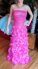 Unique strapless beads Petal Pink Evening Gown Sz 4 fits 6, back laced up.