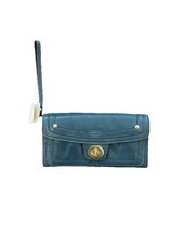 Coach Vntg Slim Wallet