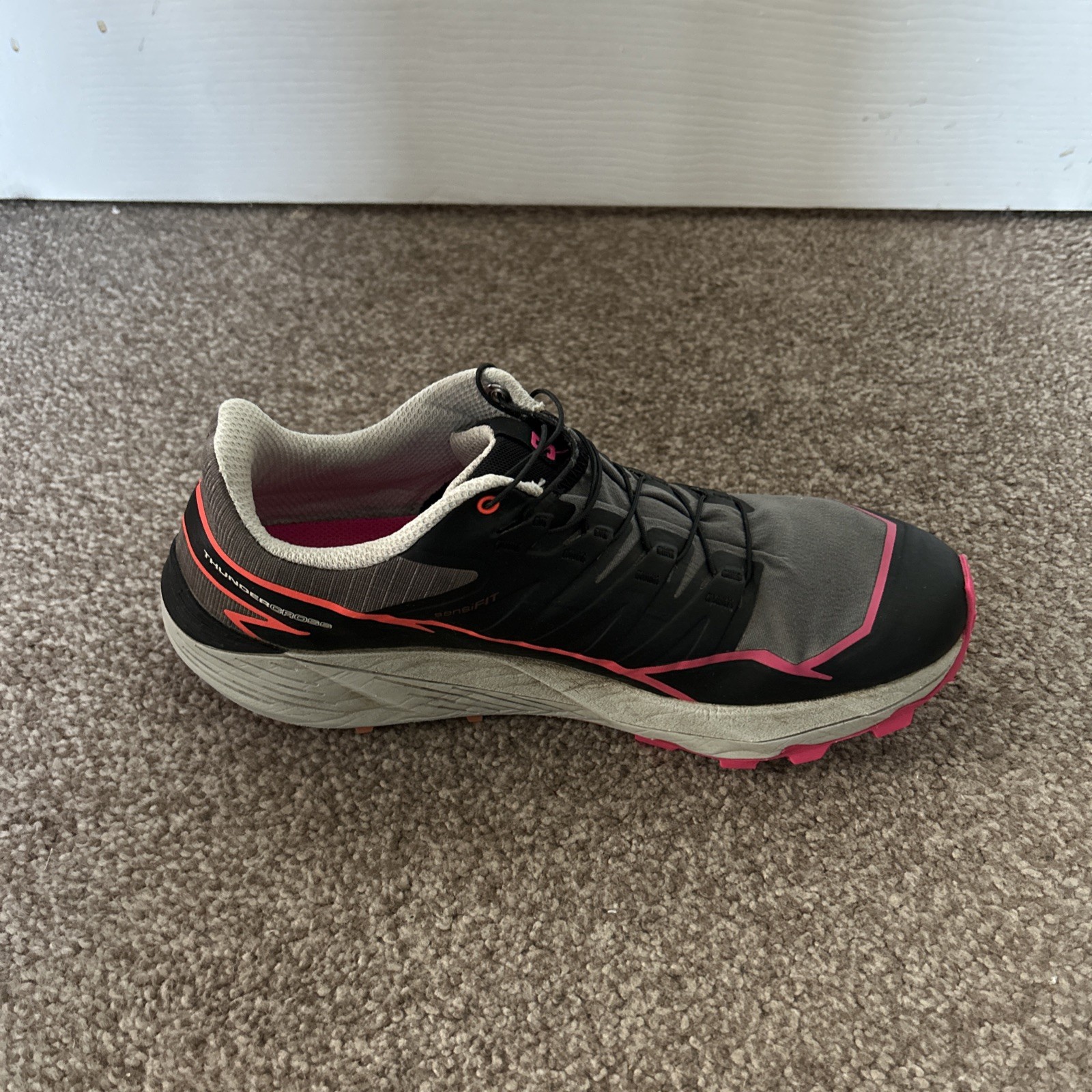 Scarpe da corsa Salomon Thundercross da uomo taglia UK 8 473826 trail outdoor escursionismo