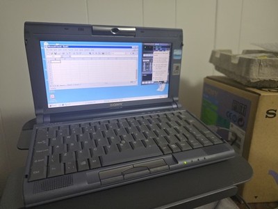 Sony VAIO PCG-C1VFK 8.95in ultra rare collectors with box and papers 