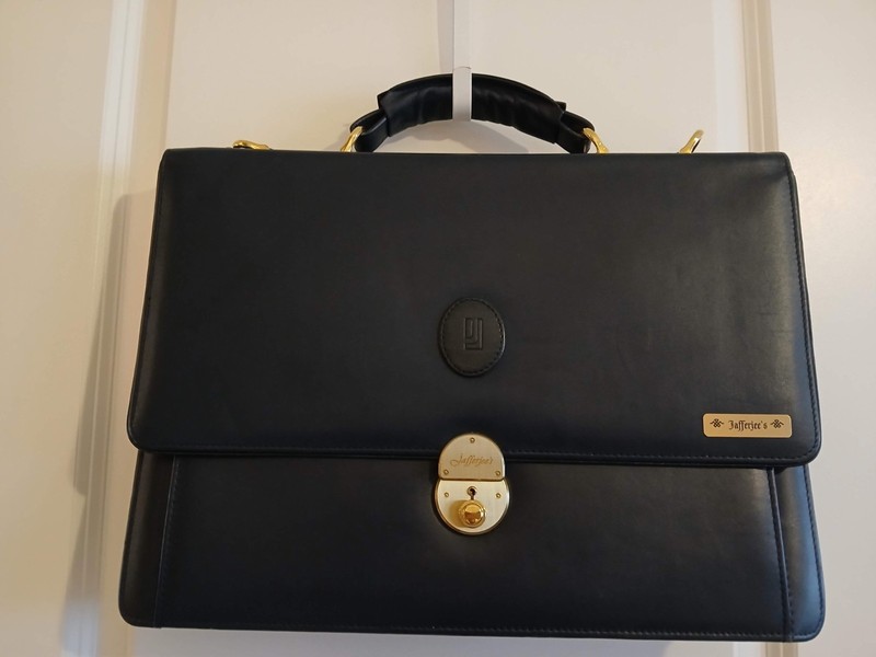UNISEX HIGH QUALITY BLUE LEATHER JAFFERJEES BOWERY DOCUMENT BRIEFCASE W/ DUSTBAG