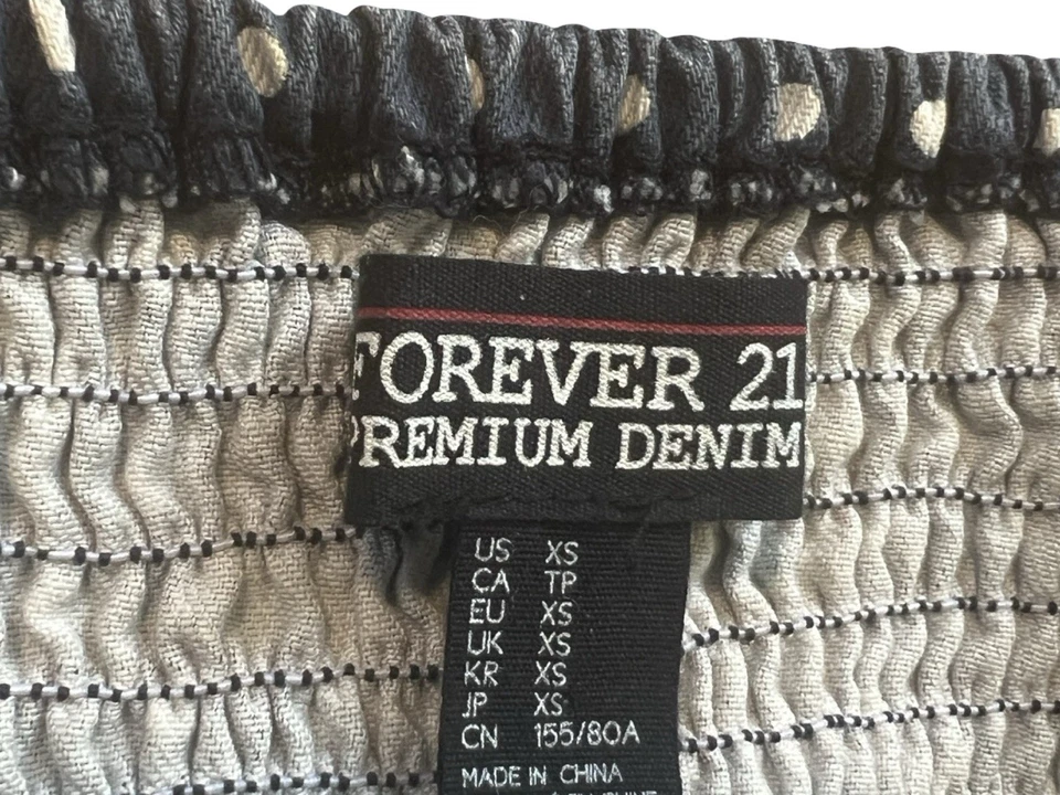 Forever 21 Denim Polka Dot Crop Top - Size XS - Image 3 of 3