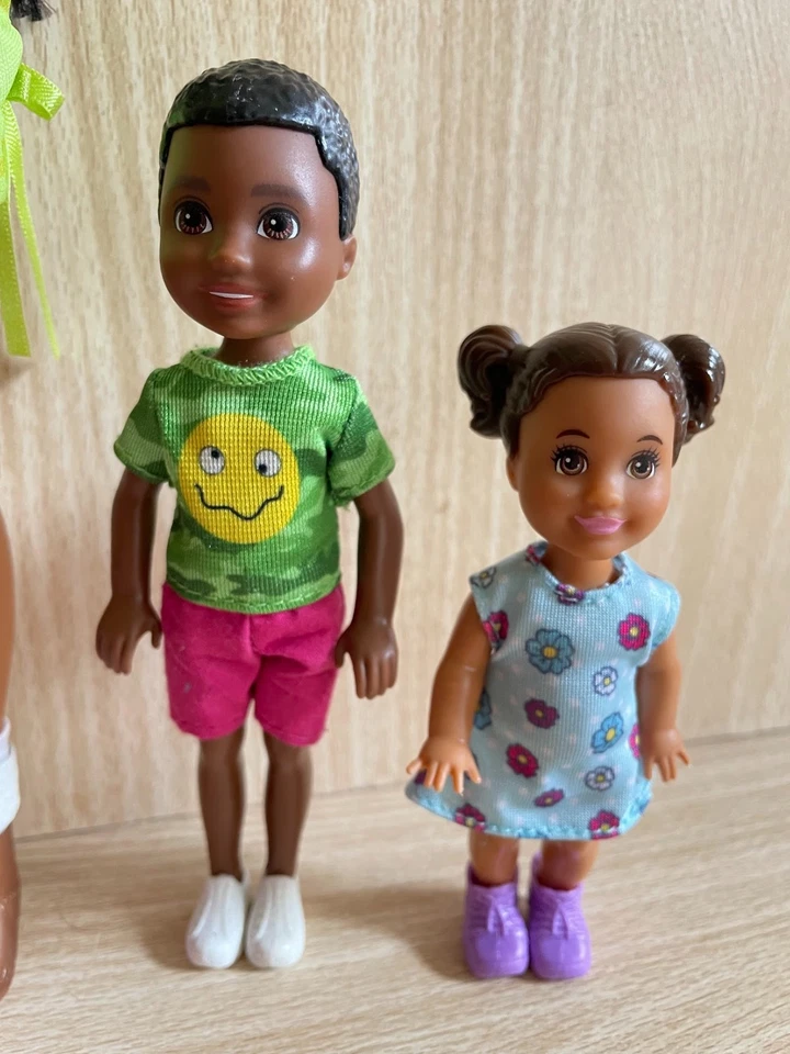Barbie African American Family with Curvy Barbie , Chelsea Boy, Toddler & Baby - Image 3 of 4