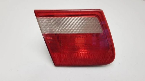BMW 3 Touring E46 Heckklappenleuchte links 8368759 3.00 Diesel 2001 31100931