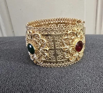 Bracelet manchette oriental motif filigrane pierre rouge et verte soiree mariage - Photo 1/4