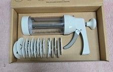 Pampered Chef Cookie Press #1525 16-Disc Set