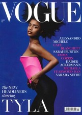 Vogue Magazine Sophie Turner Ewan Mitchell Anne Hidalgo Fashion