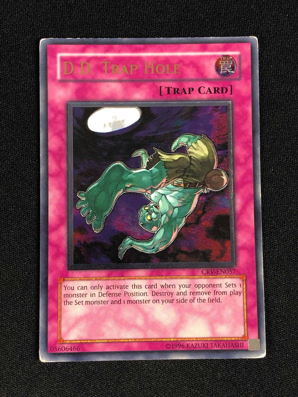 YUGIOH D.D. TRAP HOLE CRV-EN057 ULTIMATE PLAYED/EDGE WEAR