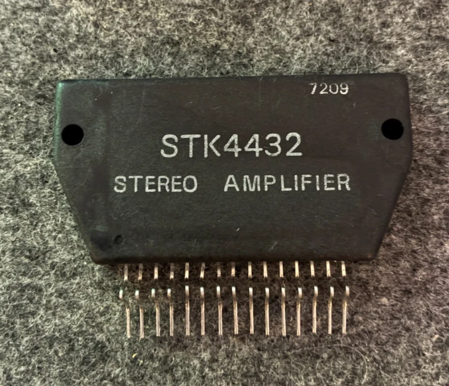 STK4432 Stereo Amplifier IC