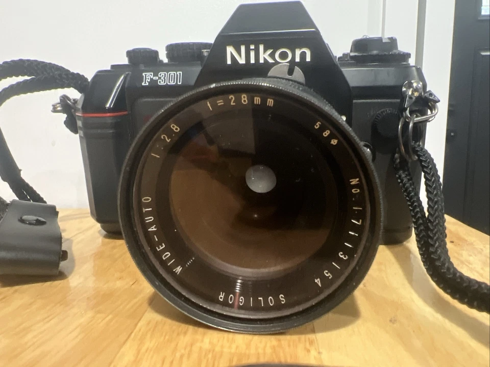 Cámara Nikon F-301 35 mm película analógica SLR como nueva N2000 Japón con correa lente zoom Foto 2 de 4