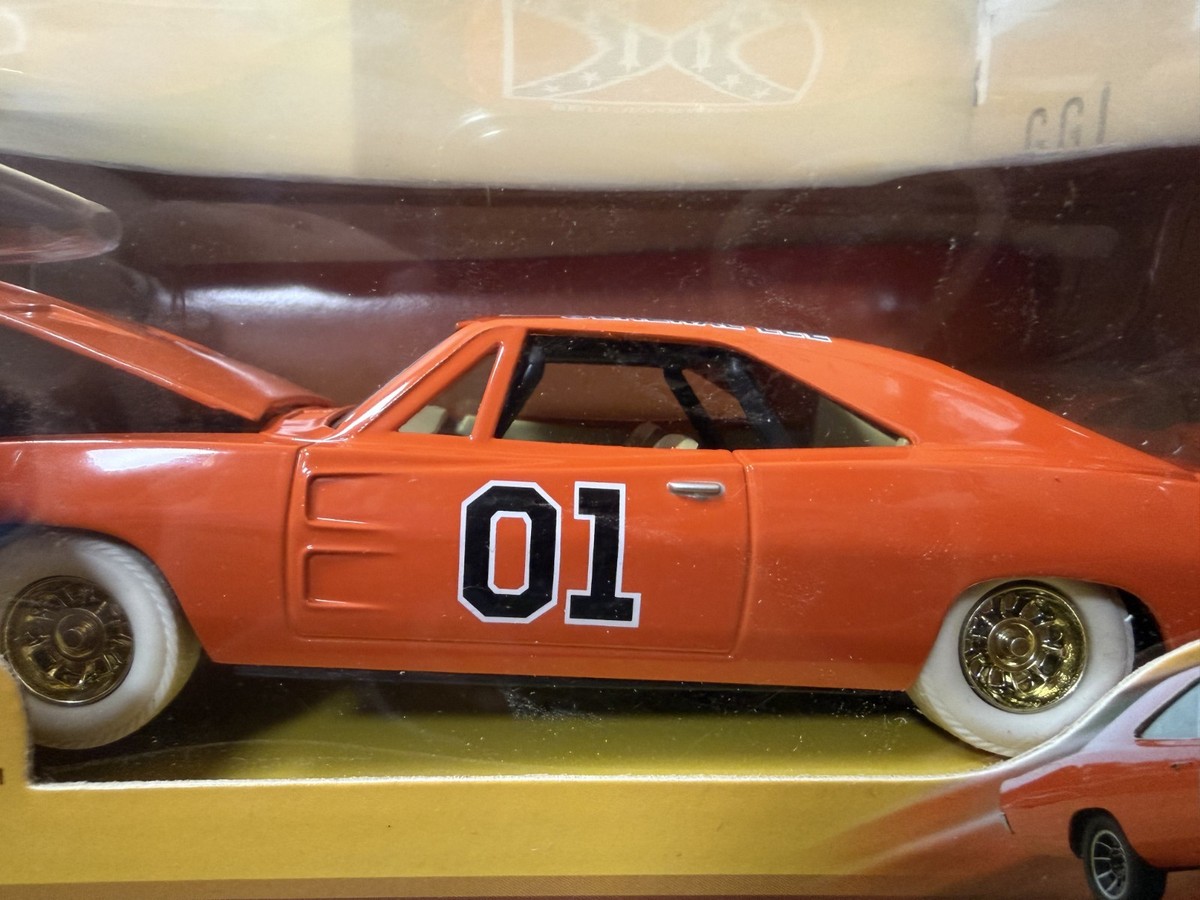 Johnny Lightning 1/25 The Dukes of Hazzard 1969 Dodge Charger