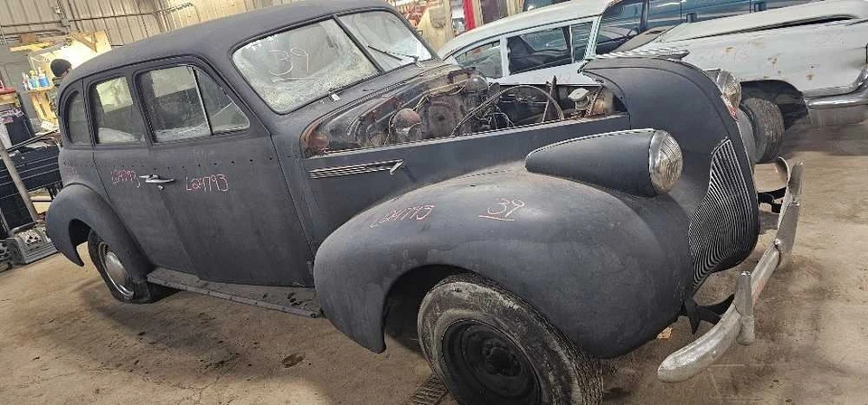 Brazo de control inferior delantero izquierdo compatible con 1939 Buick Special 8 1190578 Foto 3 de 4