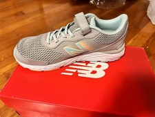 NEW - New Balance Kids' 680v6 Size 7