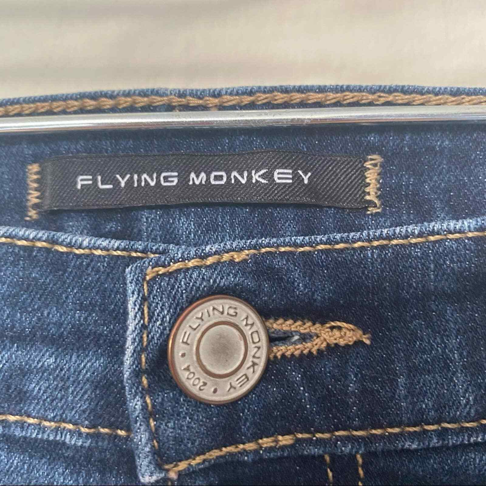 Flying monkey two tone shorts Medium - image 3
