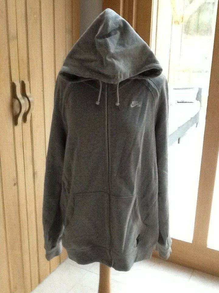 Nike Men's Skate / Gym bundle - hoodie & 2 long sleeve t-shirts MED RRP £100+!!