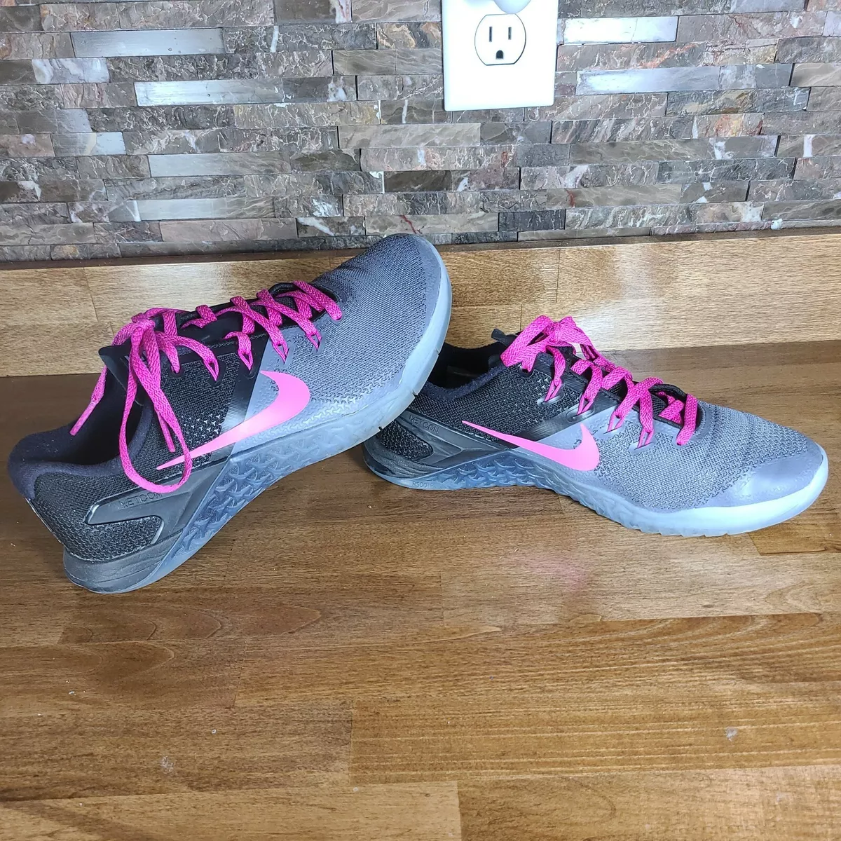 Nike iD Metcon 4 Women s Custom Shoes Size 8 Gray Pink Style