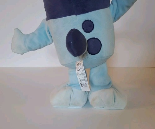 Peluche animado Bluey, Dance and Play 14” con frases y canciones - Funciona - Imagen 5 de 12