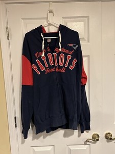 New England Patriots Zippered Hooded Sweatshirt 'NFL" 2 XL  VINTAGE