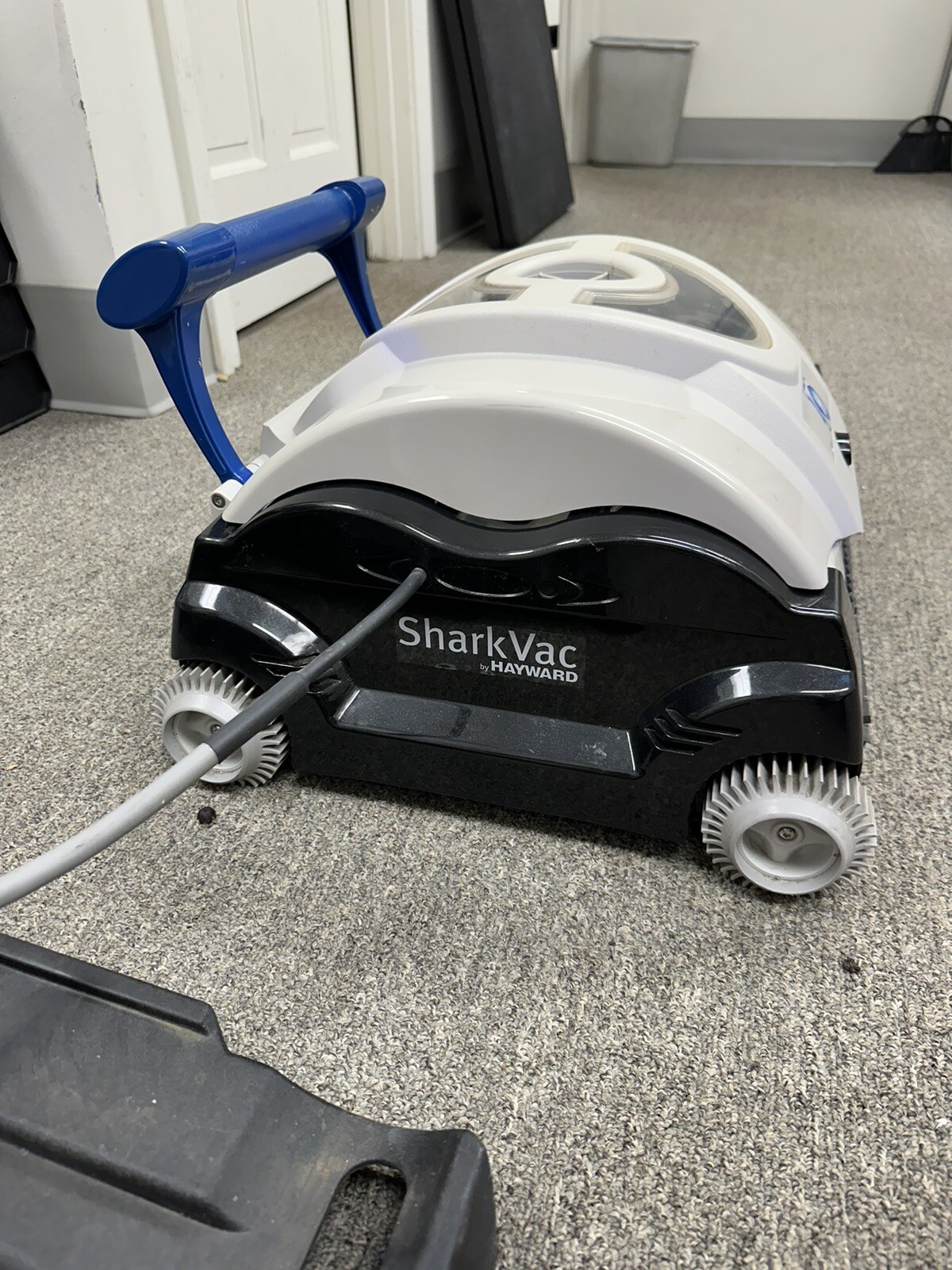 Hayward SharkVAC Automatic Robotic Pool Cleaner (W3RC9740CUB