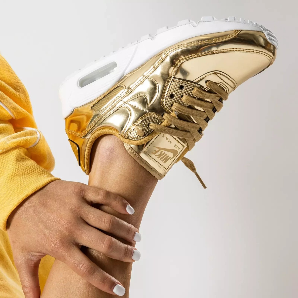 Nike Air Max 90 Metallic Gold (2020) (Women's) 11 US | eBay Nike Air Max 90 Metallic Gold (2020) (Women's) 11 US | eBay