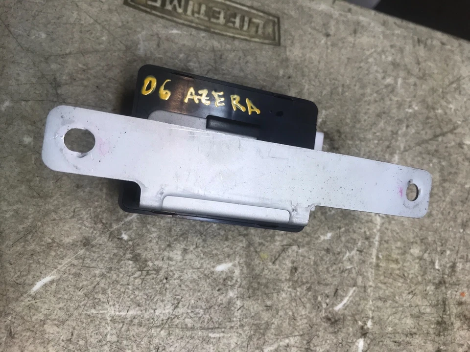 06 07 08 09 Hyundai Azera Rear Shade Curtain Module 95860-3L000 Foto 2 de 2