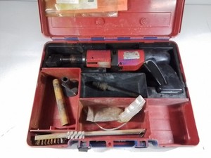 HILTI DX-400 Piston Drive Tool Concrete Nail Gun with Extras & Case