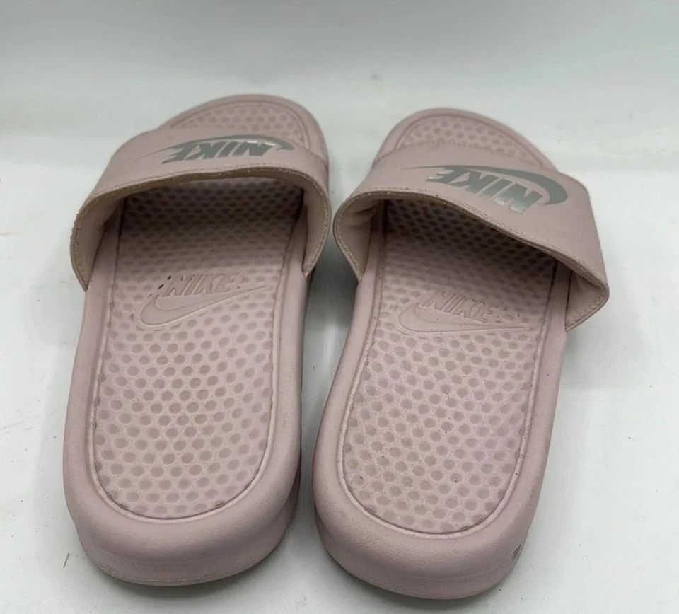 Mujer Partícula Rosa y Plata Nike Benassi JDI Slides Talla 8 Foto 3 de 4