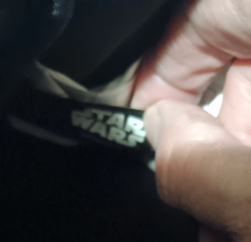 Funda con Cremallera HP Star Wars Edición Especial 15.6" Computadora Portátil Usada en Excelente Condición Foto 4 de 4