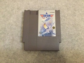 Nintendo NES 1987 Top Gun gioco con scatola, istruzioni, cover antipolvere, offerta poster.