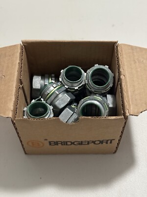 Bridgeport 252-RTI2 1'' EMT Raintight Insulated Compression Connector, Die Cast