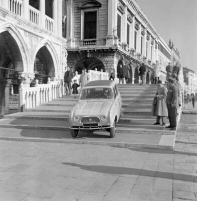 Renault 4L Car Getting Down The Bridge Called Ponte Dellpagl - 1961 Venice photo