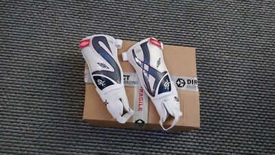 Herren Umbro Football SX Schienbeinschoner mittlere Größe Schutzkleidung Fußballschuhe
