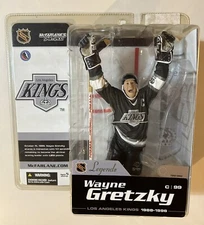 Wayne Gretzky McFarlane Toys NHL Los Angeles Kings Action Figure Series 1 #99