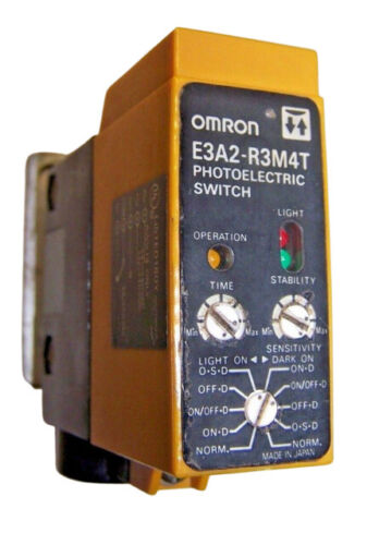 Omron Z4W-V25R LED Displacement Sensor | eBay Omron Z4W-V25R LED Displacement Sensor | eBay