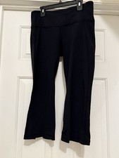 Lululemon Women  s Black Athletic Crop Capri Pants 8 Athleisure