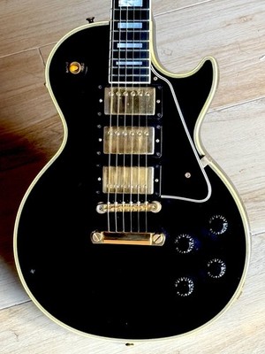 1998 Gibson Les Paul Custom '57 Reissue a Black 3 pickup example a