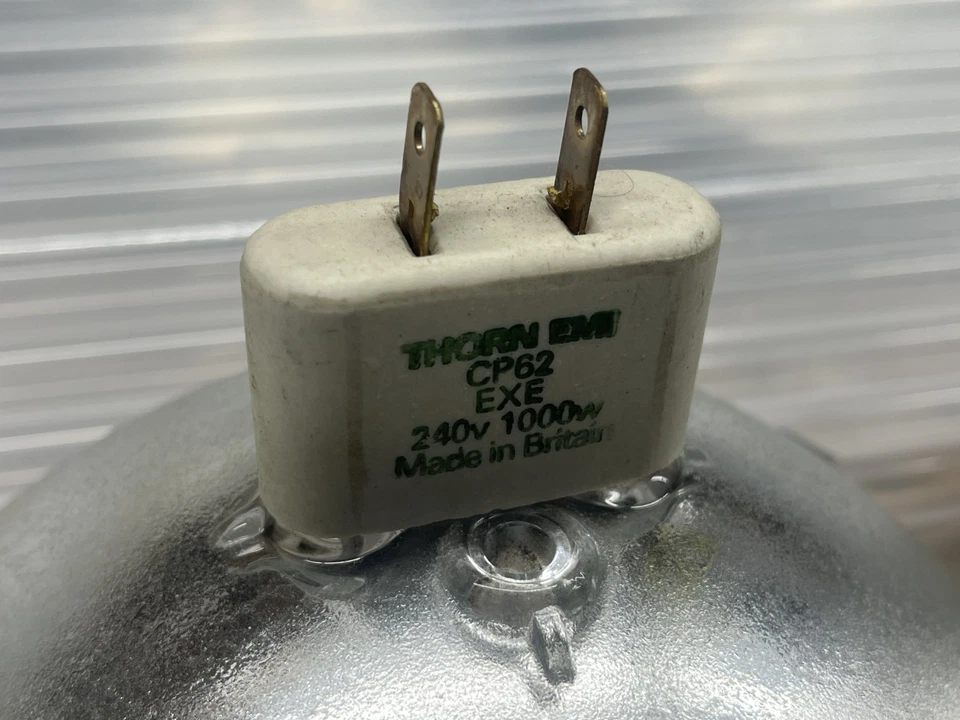 CP62 exe Par 64 Lamps Set of 3 1000w Par can Bulbs Stage Theatre Lighting USED b - Image 3 of 4