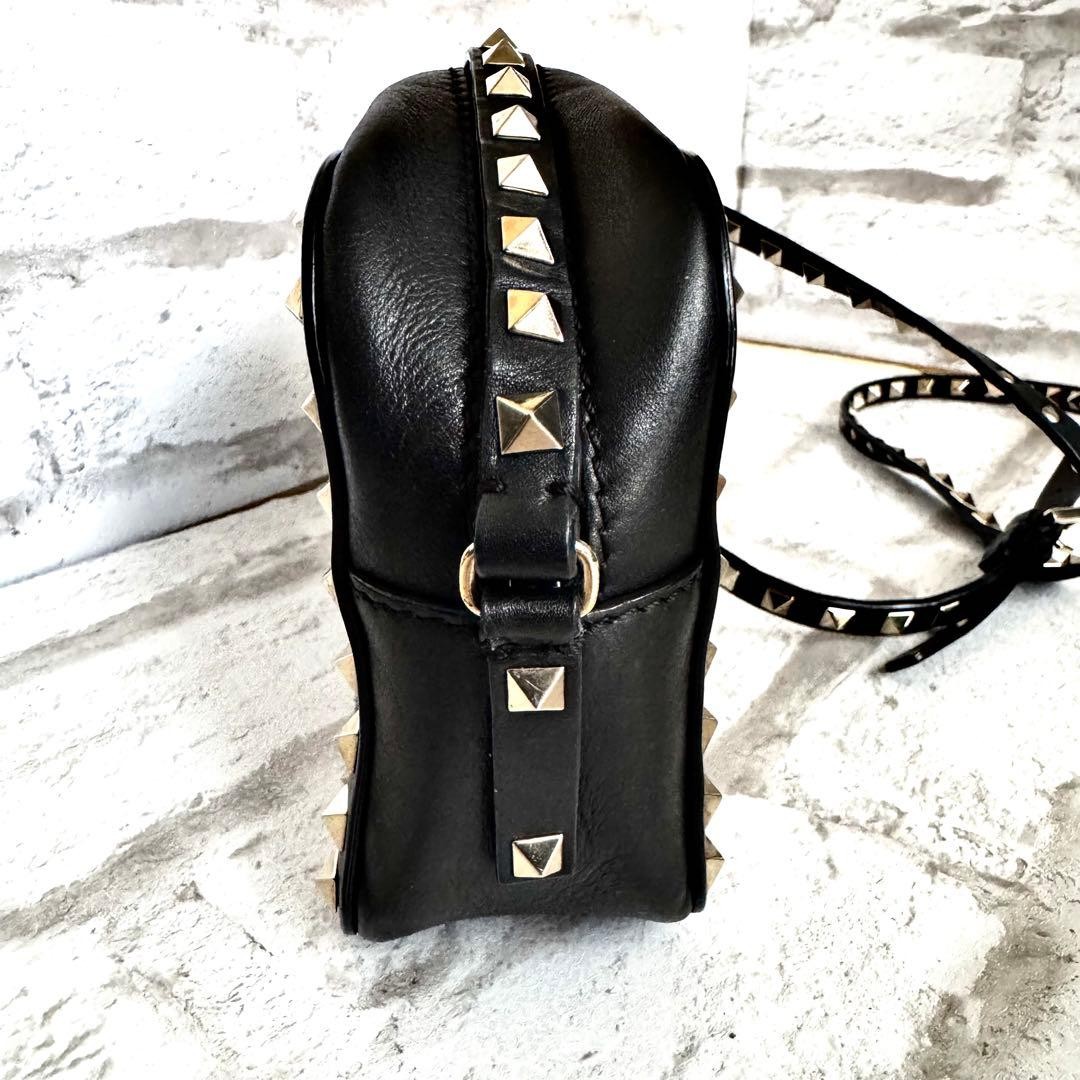 Valentino Garavani Rockstud Shoulder Bag Black Leather Excellent Condition Japa thumbnail 5