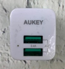 USB Charger Dual Port 12W Wall Charger with Foldable Plug