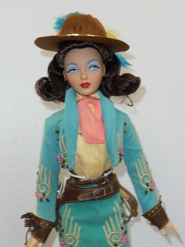 Ashton Drake Gene Shooting Star w/COA in Box Fashion Doll 16" Cowgirl #GB - Picture 2 of 5