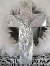 BEAUTIFUL JESUS CROSS