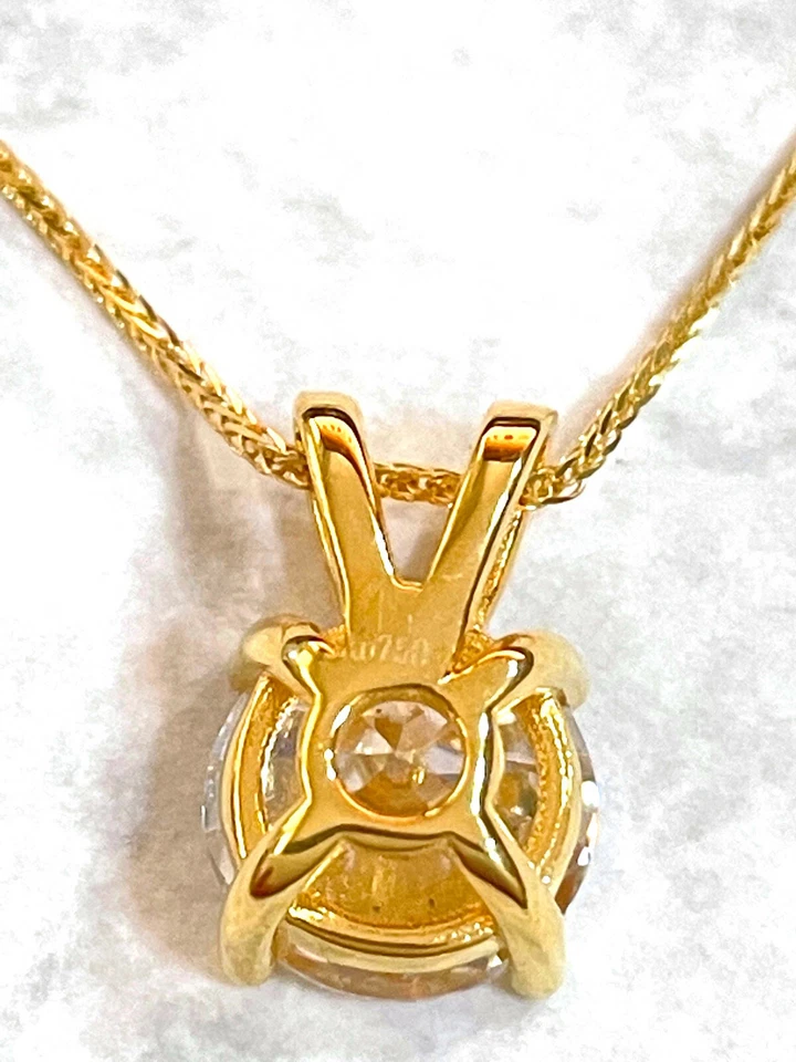 Collar colgante de diamantes de 4 quilates y pendiente de diamantes JUEGO DE ORO SÓLIDO DE 18k certificado Gra Foto 4 de 4