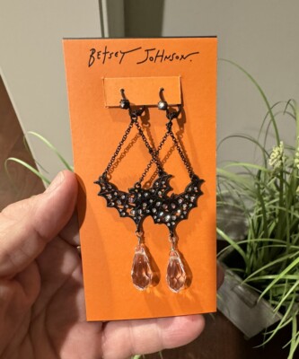 BETSEY JOHNSON 2024 BLACK BAT RHINESTONE DROP DOWN EARRINGS NEW