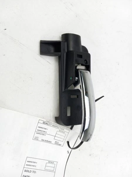 Manija de puerta interior trasera izquierda Chrysler 200 2011-2014 Foto 3 de 4