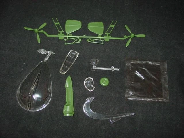 Vintage Lindberg Dornier Do17Z Bomber 1:72 Scale Plastic Model Kit 57:100 (NEW) - Image 4 of 4