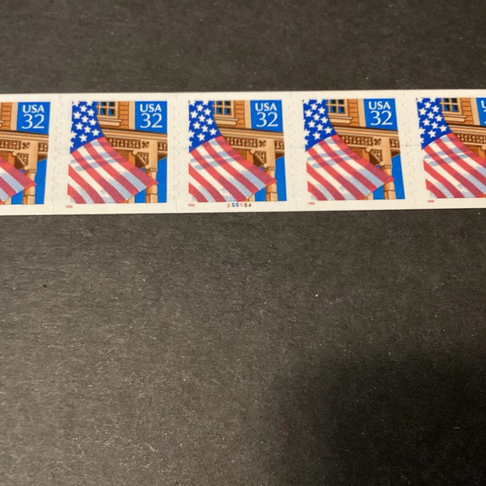 Scott#2915a-PNC7- 32c Flag Over Porch-MNH-1996-US Buyers Choice Of 1 Strip - Image 3 of 4