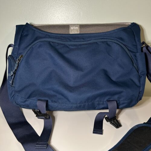 STM - Radial 15" Laptop Umhängetasche - Bild 7 von 19